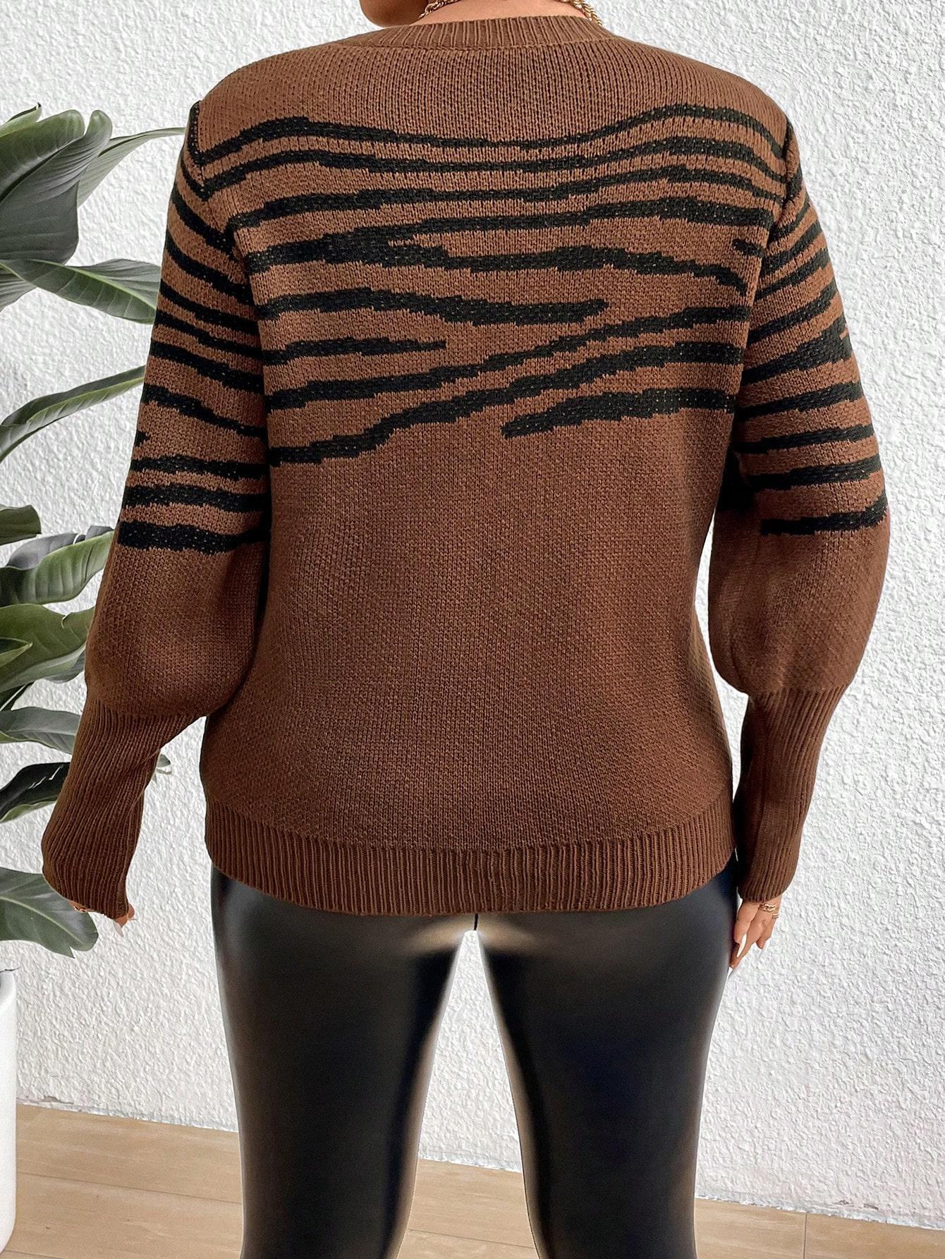 BRĄZOWY SWETER WZÓR
