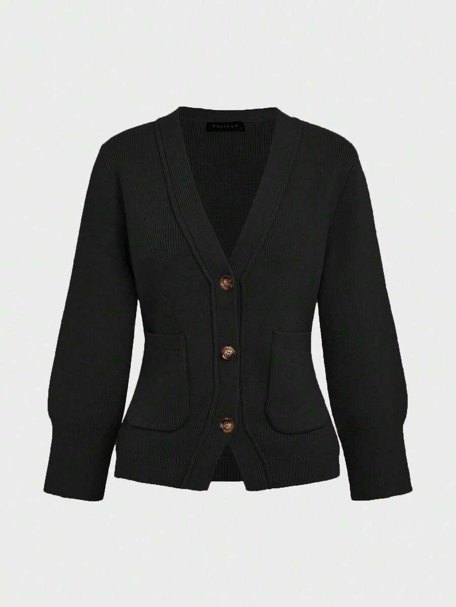czarny sweter guziki