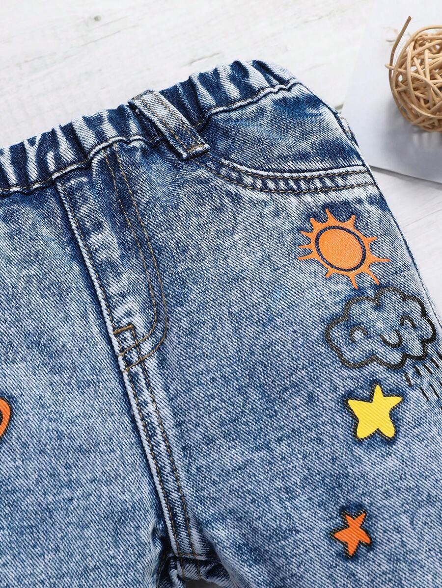 niebieskie spodnie jeans 