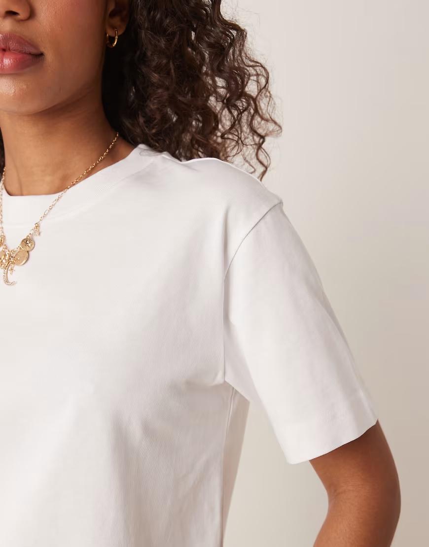 Bawełniany biały t-shirt okrągły dekolt