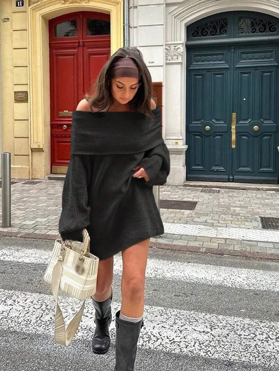 CZARNA DZIANINOWA SUKIENKA ODKRYTE RAMIONA