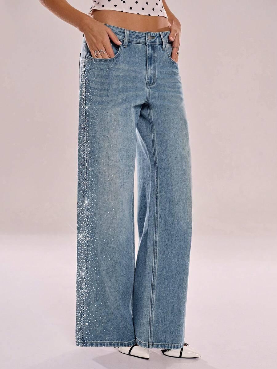 niebieskie spodnie jeans zdobienie 