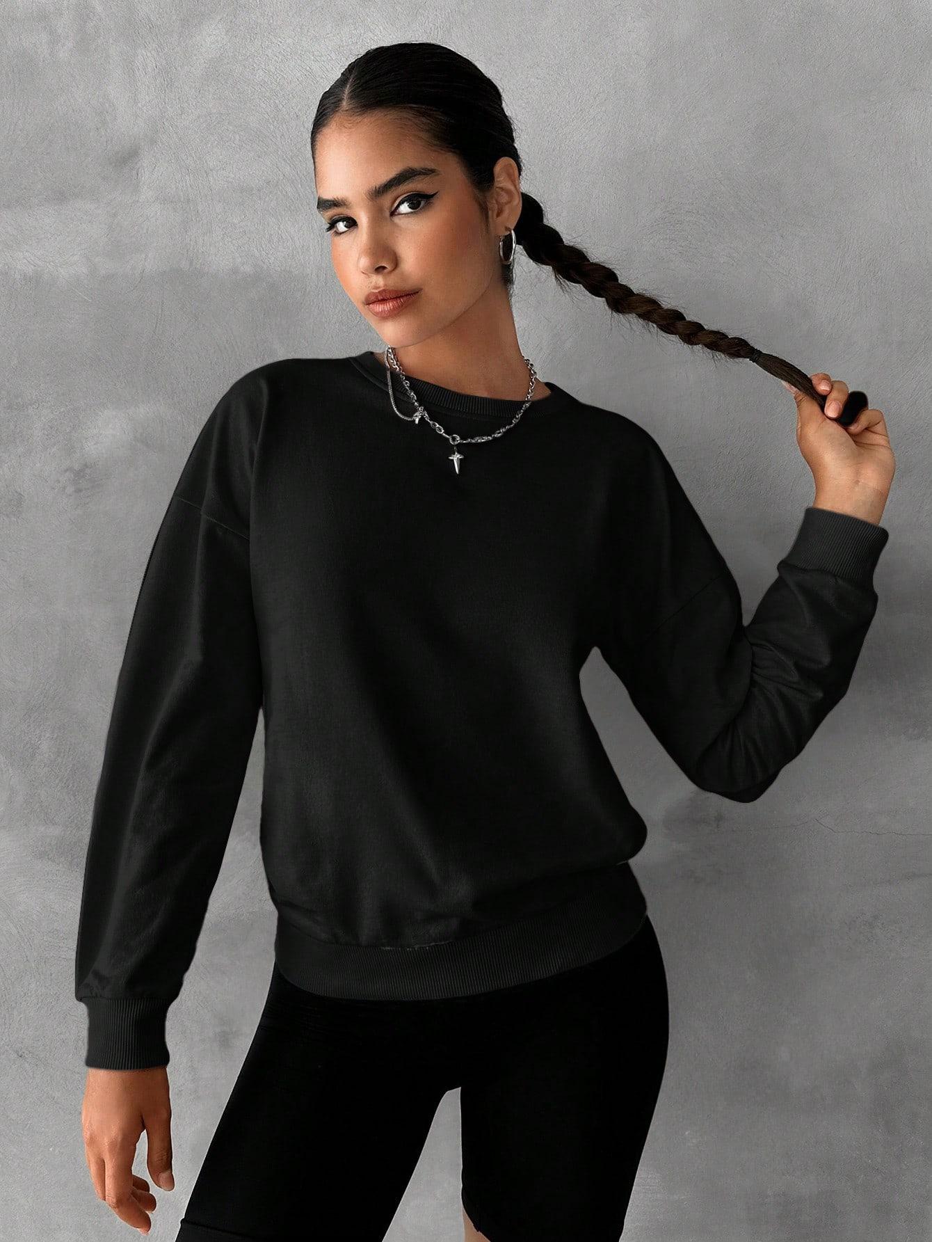 czarna bluza basic