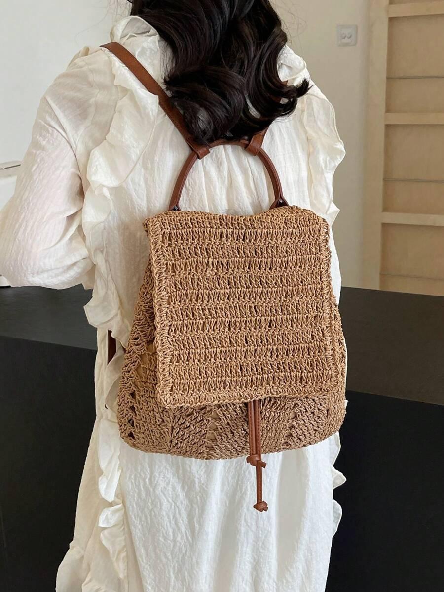 brązowy słomkowy plecak
