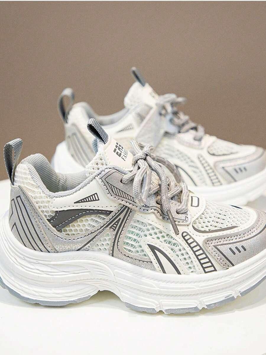 SZNUROWANE BUTY SPORTOWE