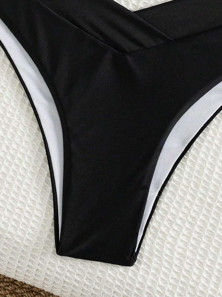 BIUSTONOSZ BIKINI Z WIĄZANIEM GÓRA