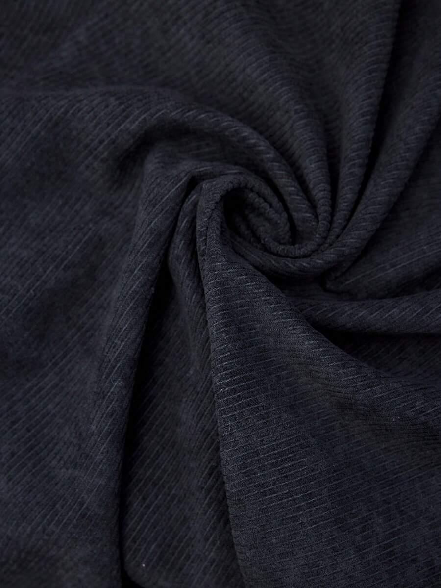 sztruksowa czarna sukienka v-neck