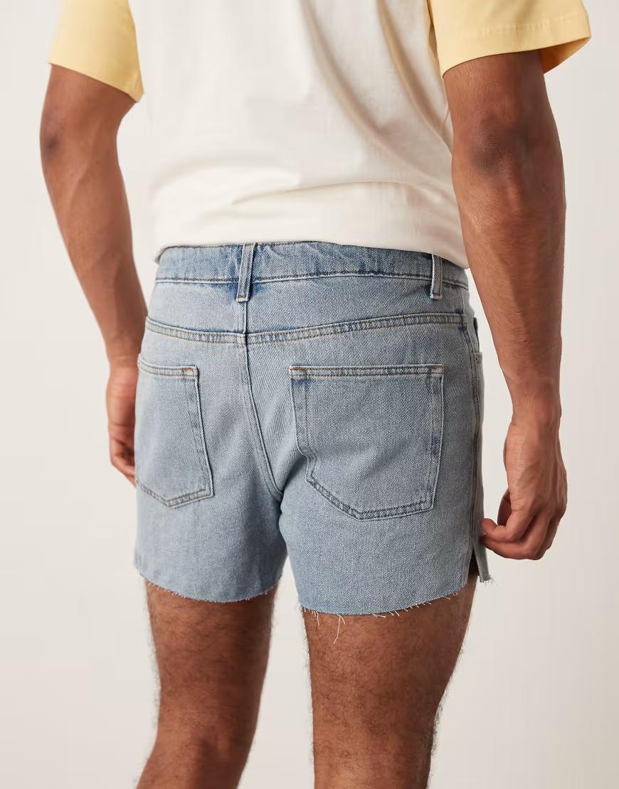 krótkie spodenki jeans