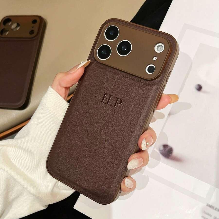 brązowe etui na telefon iphone 17