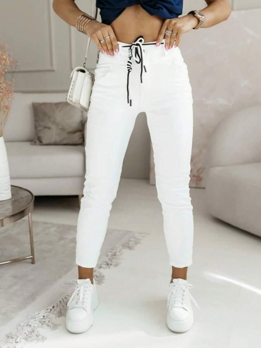 BIAŁE SPODNIE JEANS