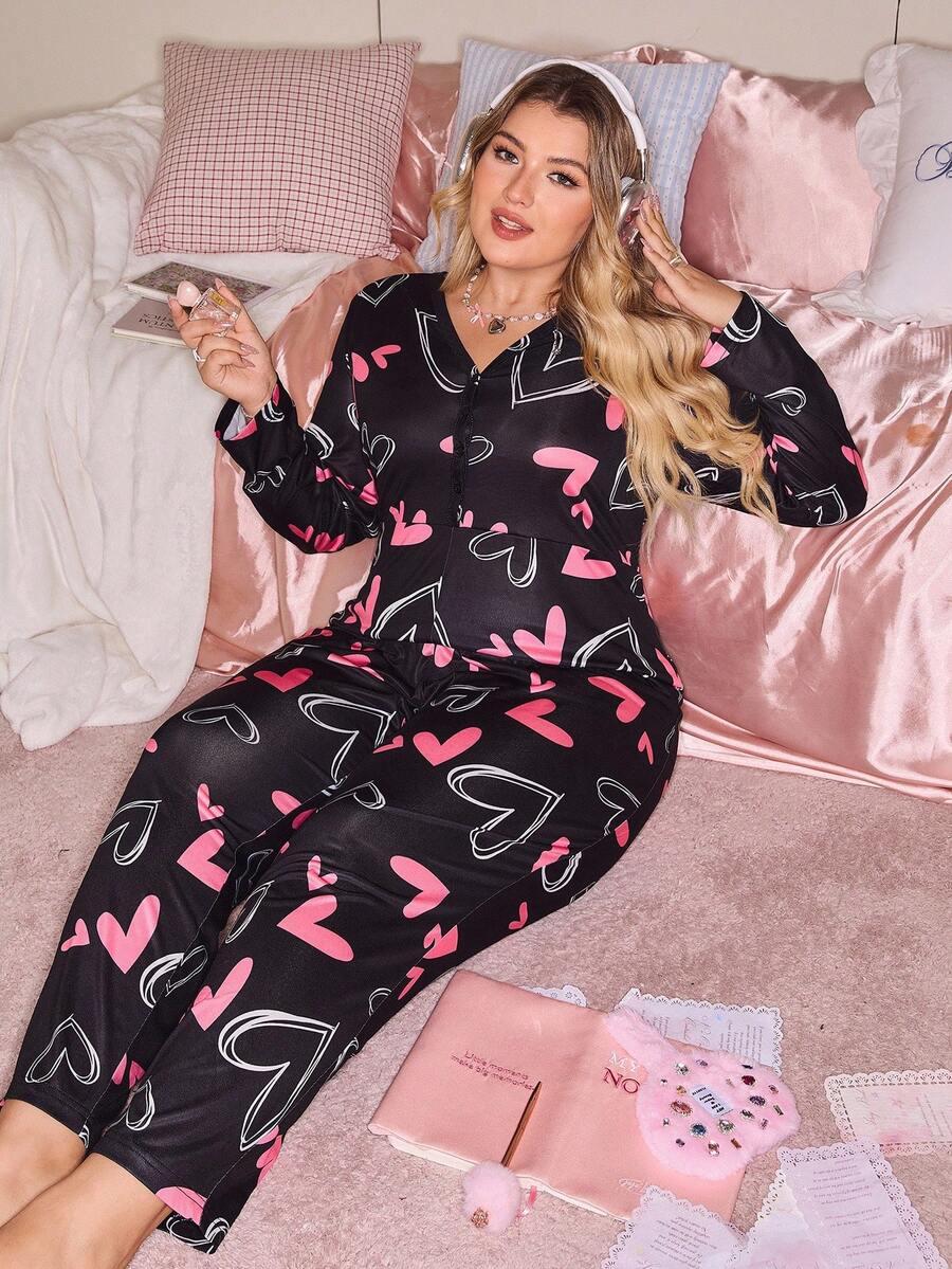 PIŻAMA KOMBINEZON ONESIE wzór serca