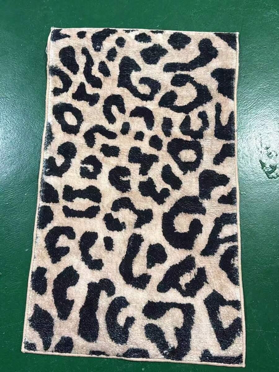 dywanik łazienkowy animal print