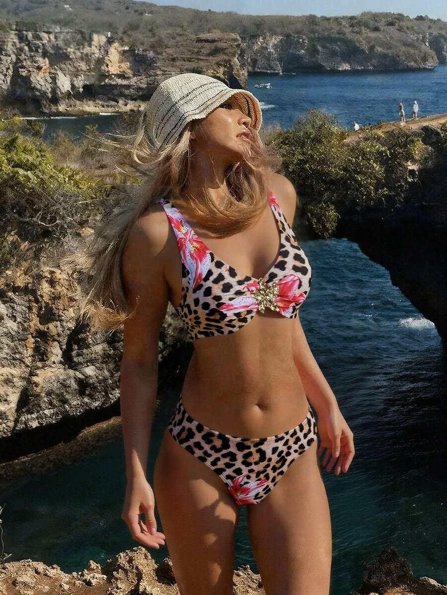 dwuczęściowy strój kąpielowy animal print