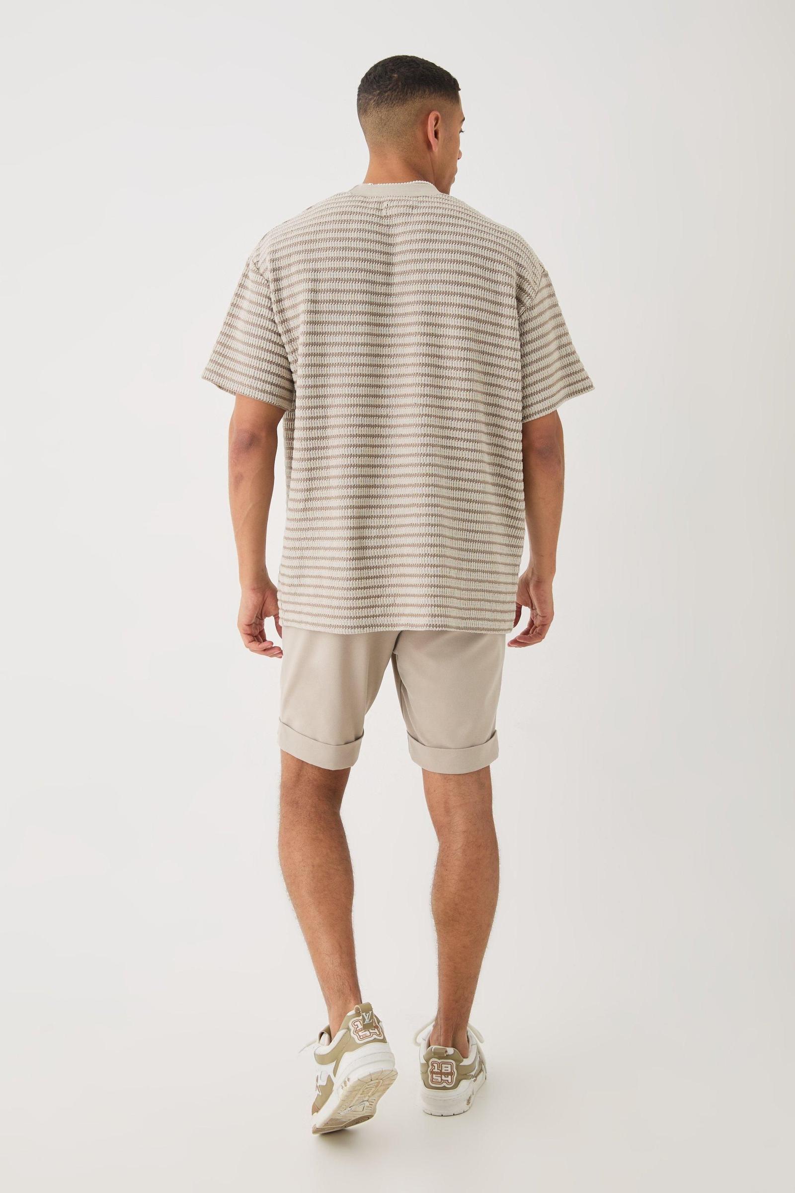DZIANINOWY T-SHIRT TEKSTURA