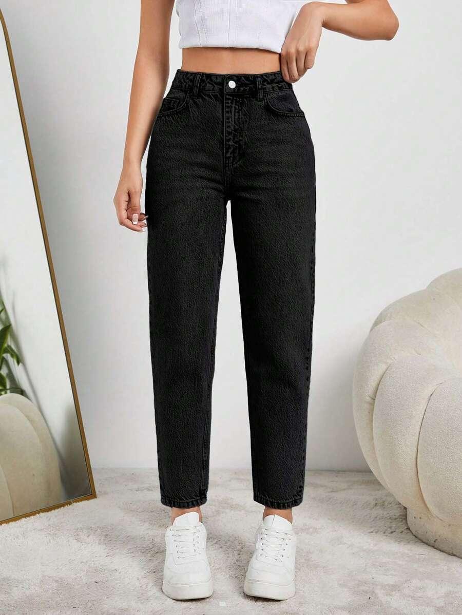 czarne spodnie mom jeans