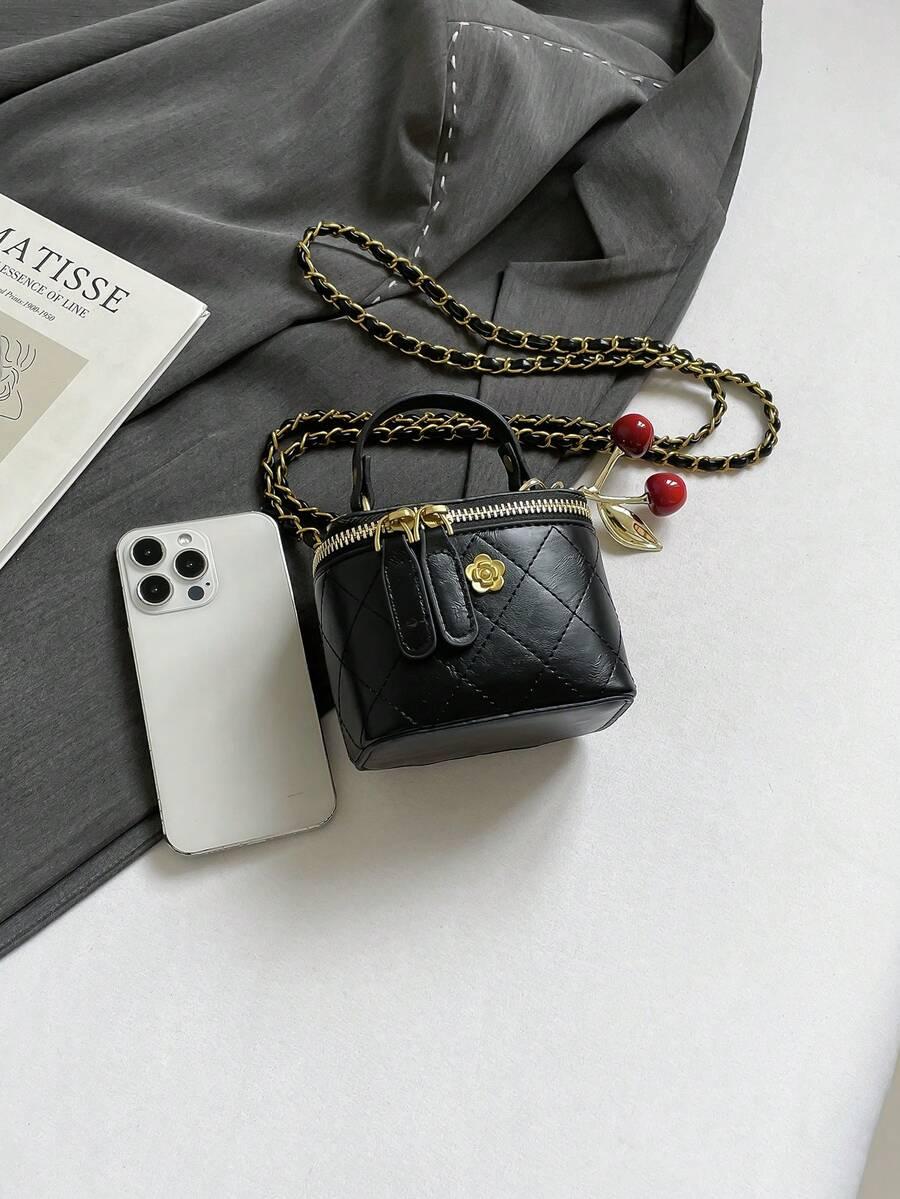 czarna mini torebka