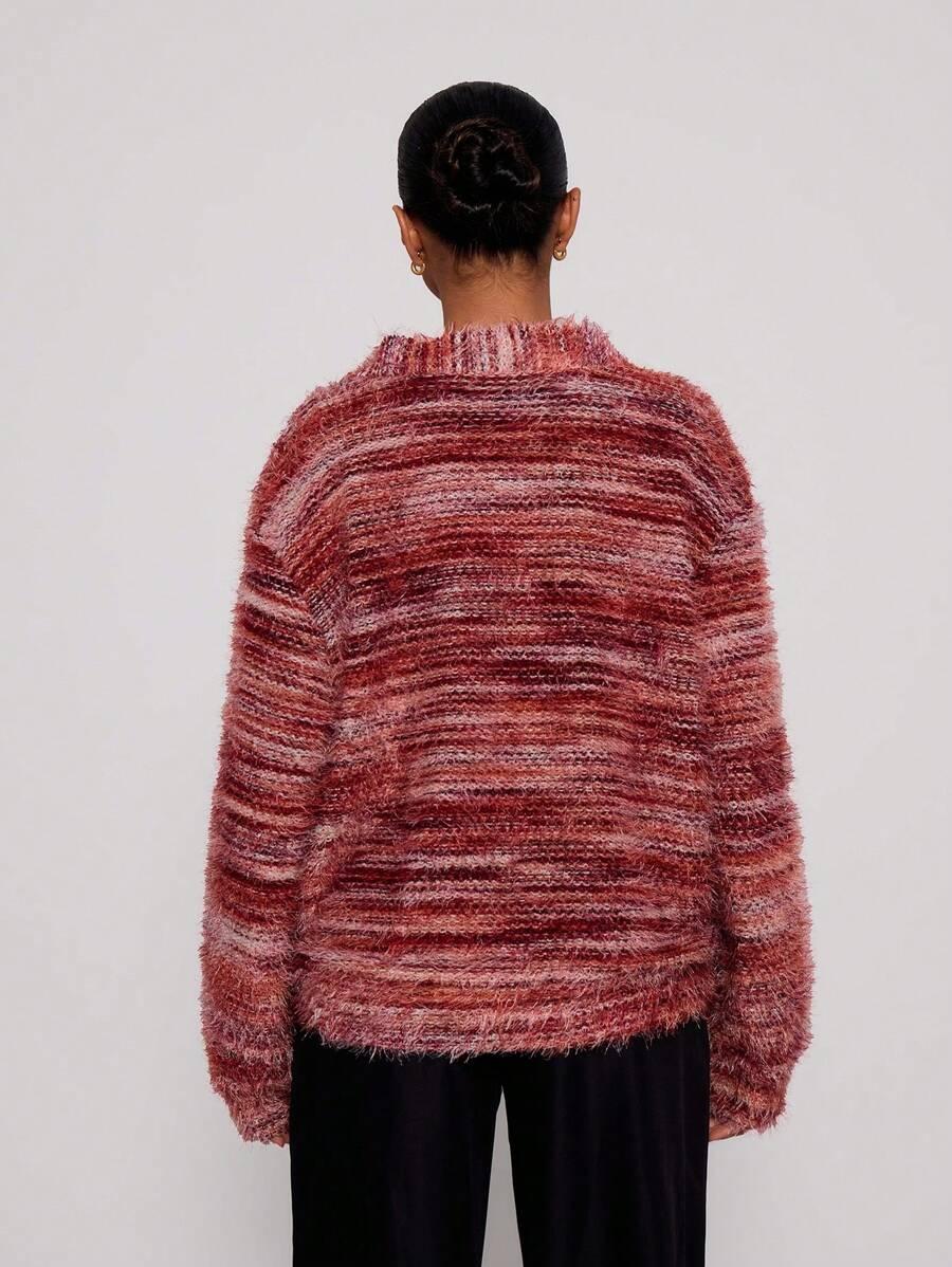 WIELOKOLOROWY DZIANINOWY SWETER GUZIKI