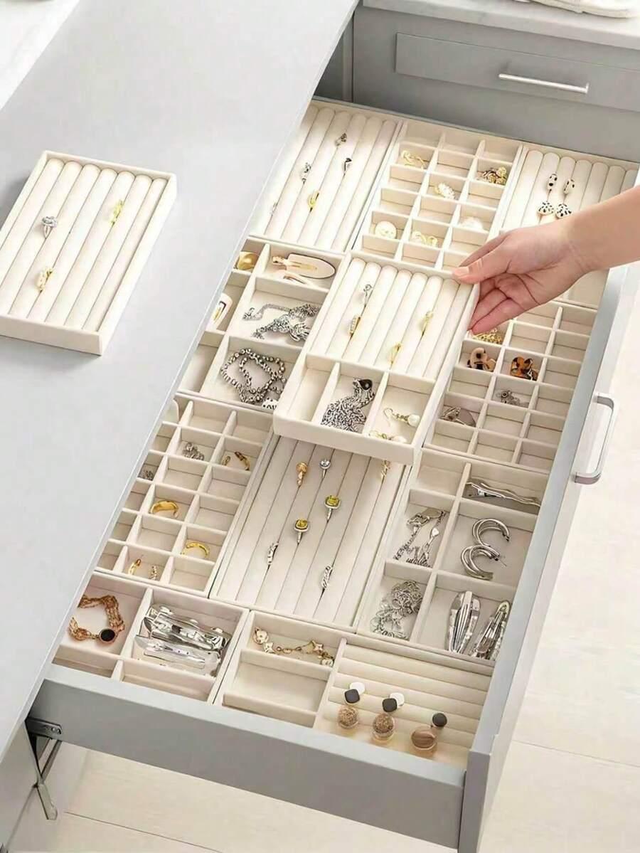 ORGANIZER NA BIŻUTERIĘ 9 pack