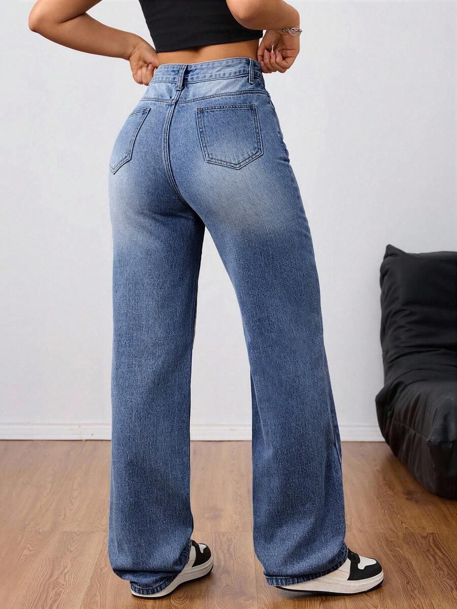 niebieskie spodnie jeans 