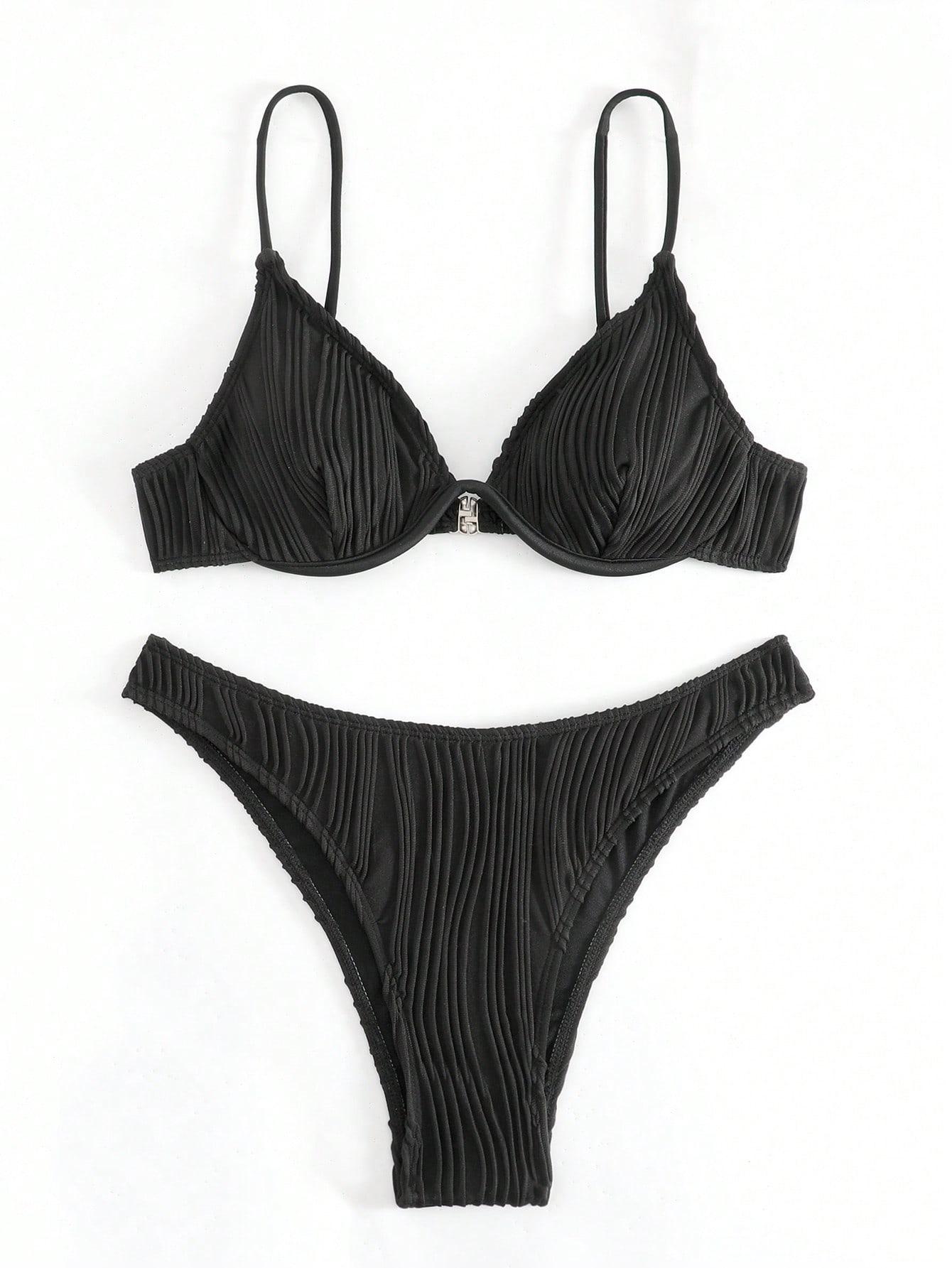 CZARNE BIKINI TEKSTURA