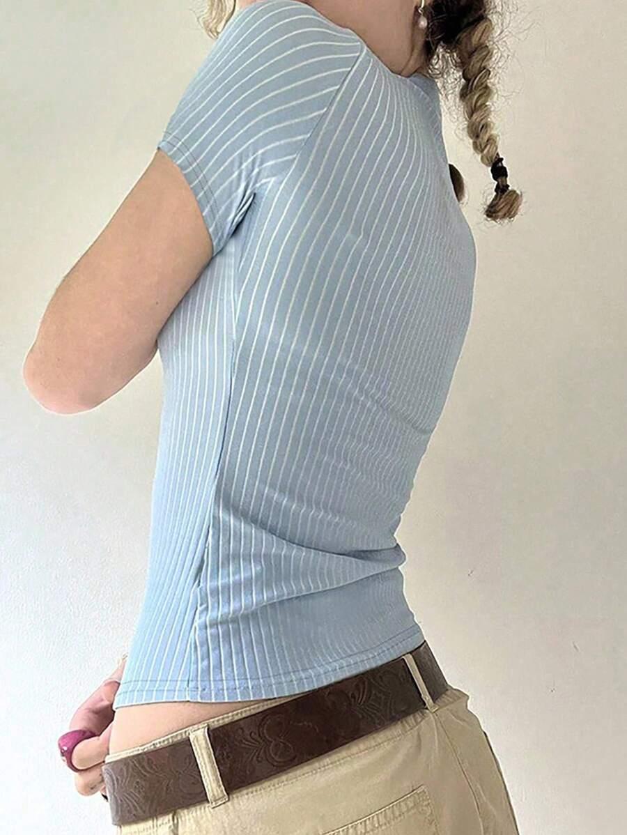niebieski top guziki kołnierz