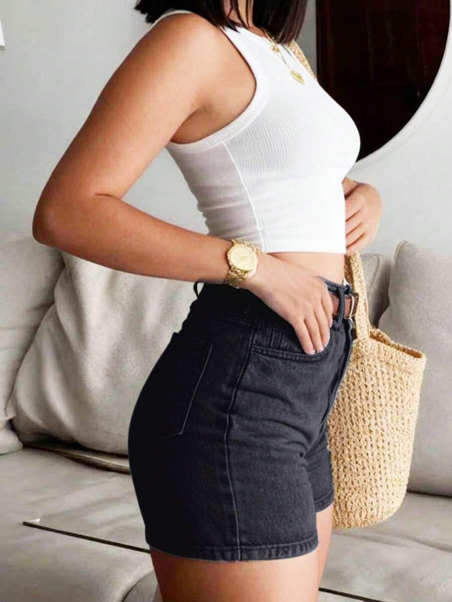 czarne spodenki jeans