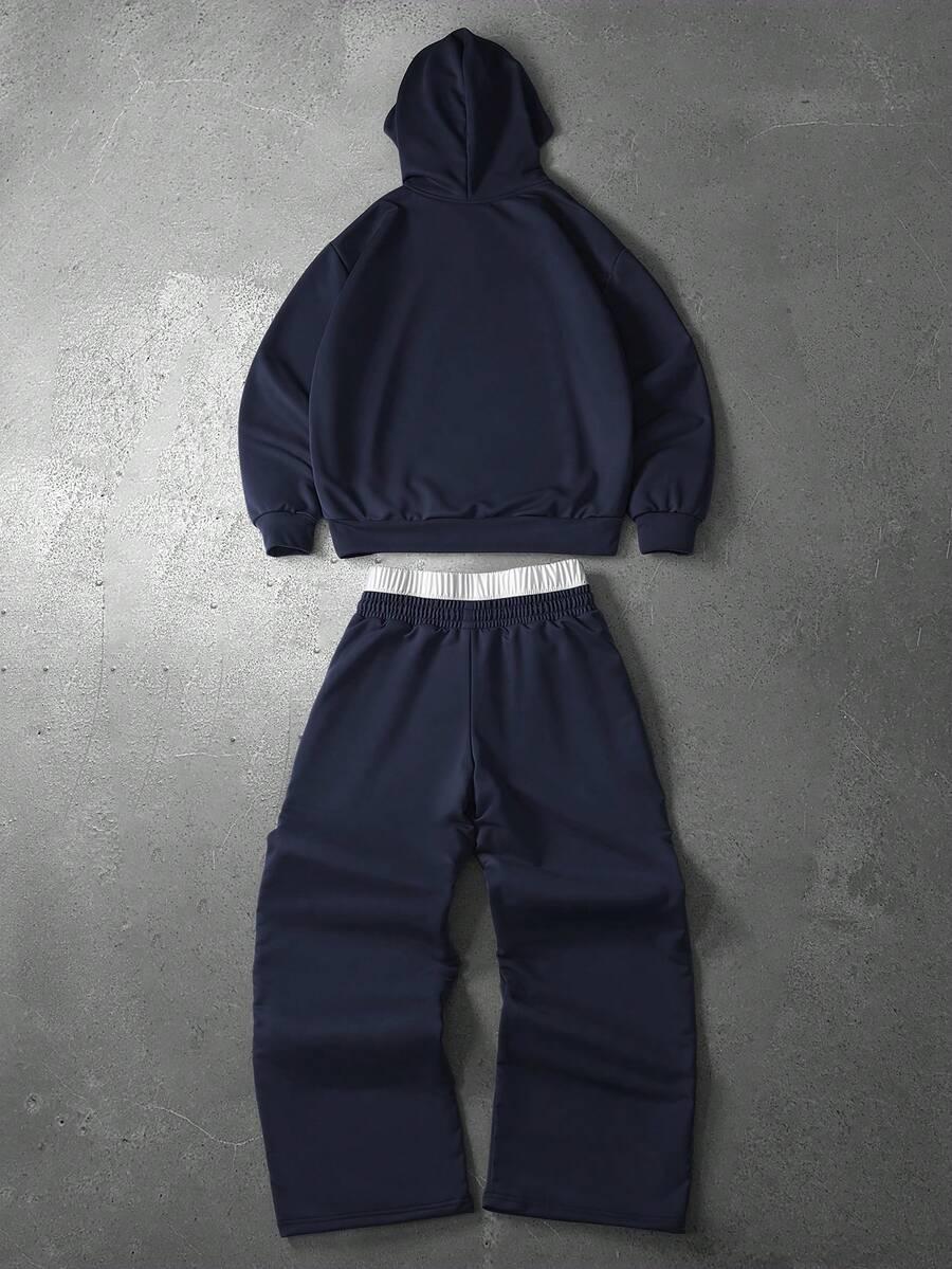 granatowa bluza kaptur