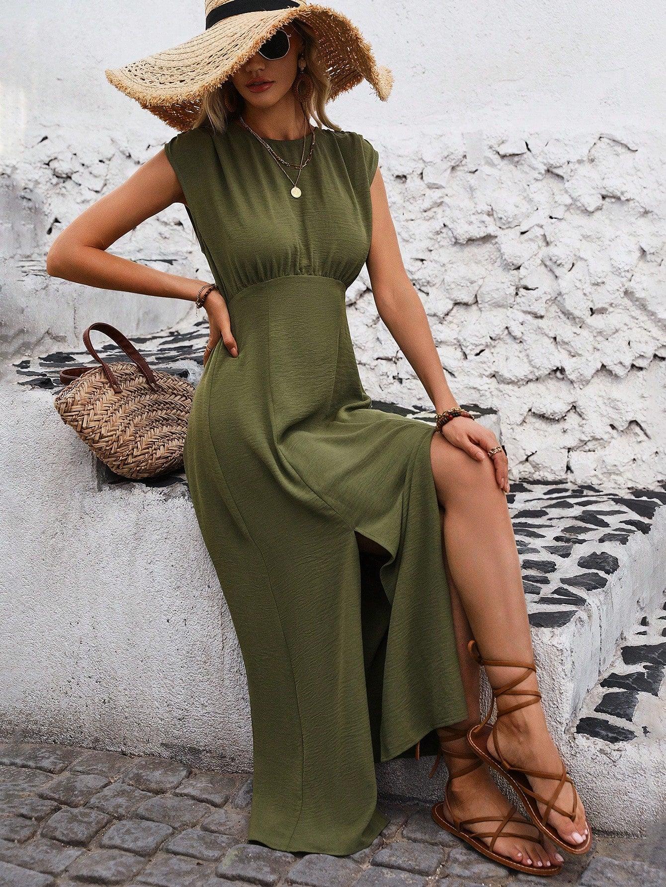 zielona maxi sukienka bez rękawów rozcięcia