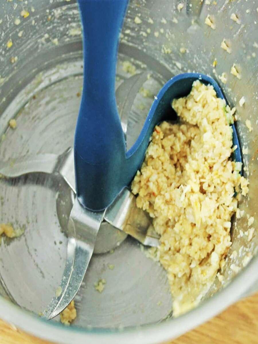 niebieska kopystka do robota kuchennego 