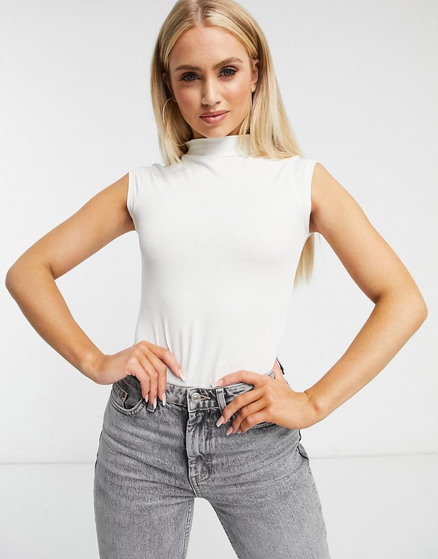 kremowe body stójka