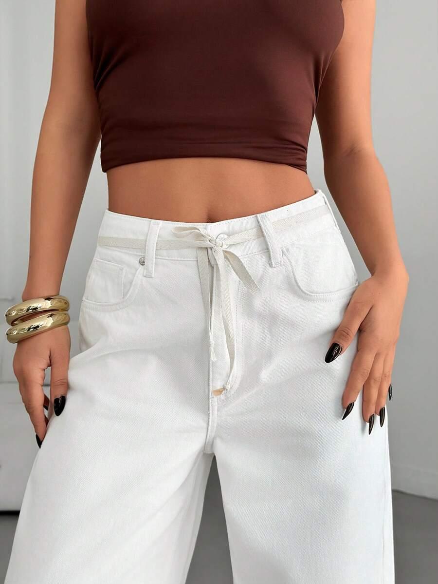 białe spodnie jeans wysoki stan