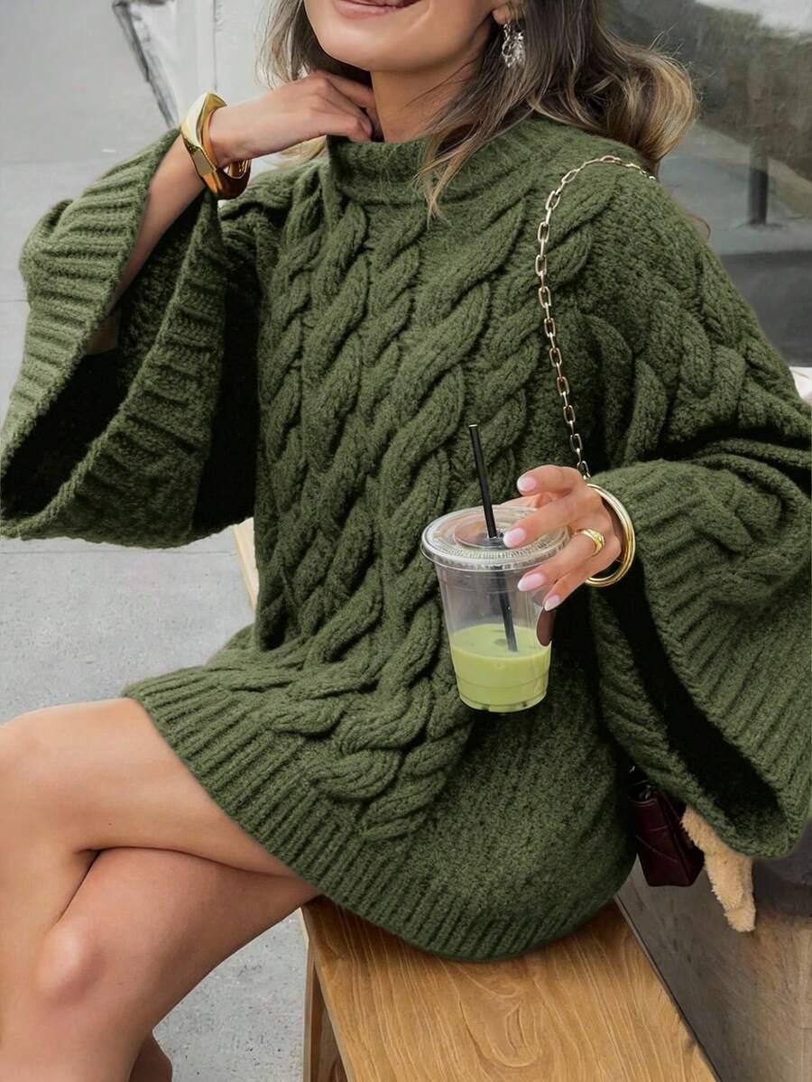 zielony sweter oversize