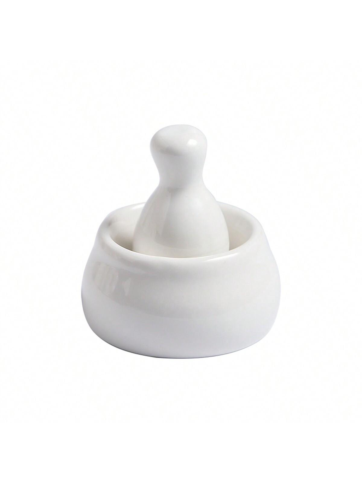 biały ceramiczny moździerz
