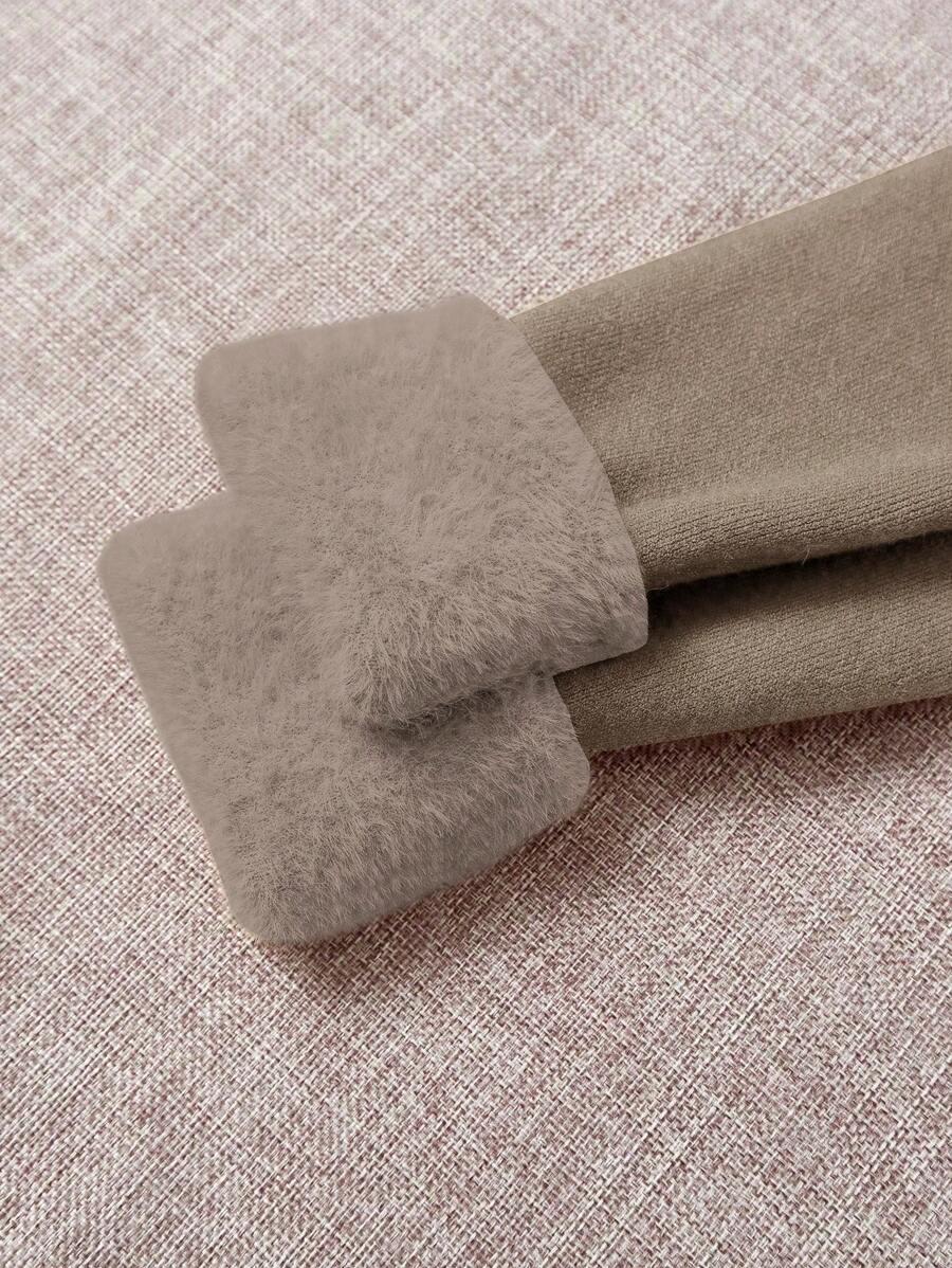 BRĄZOWY SWETER GOLF