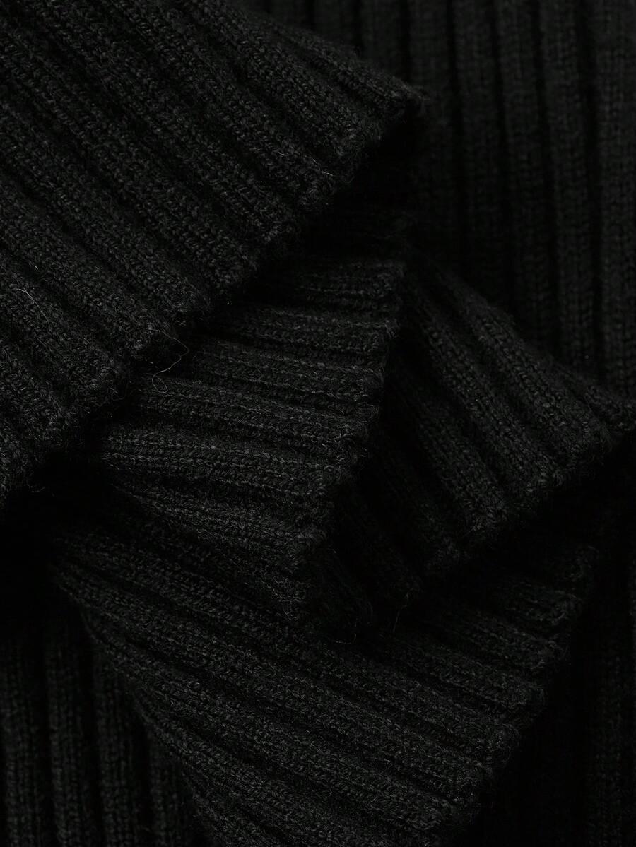 CZARNY SWETER V-NECK