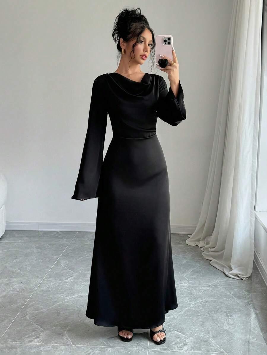 CZARNA MAXI SUKIENKA