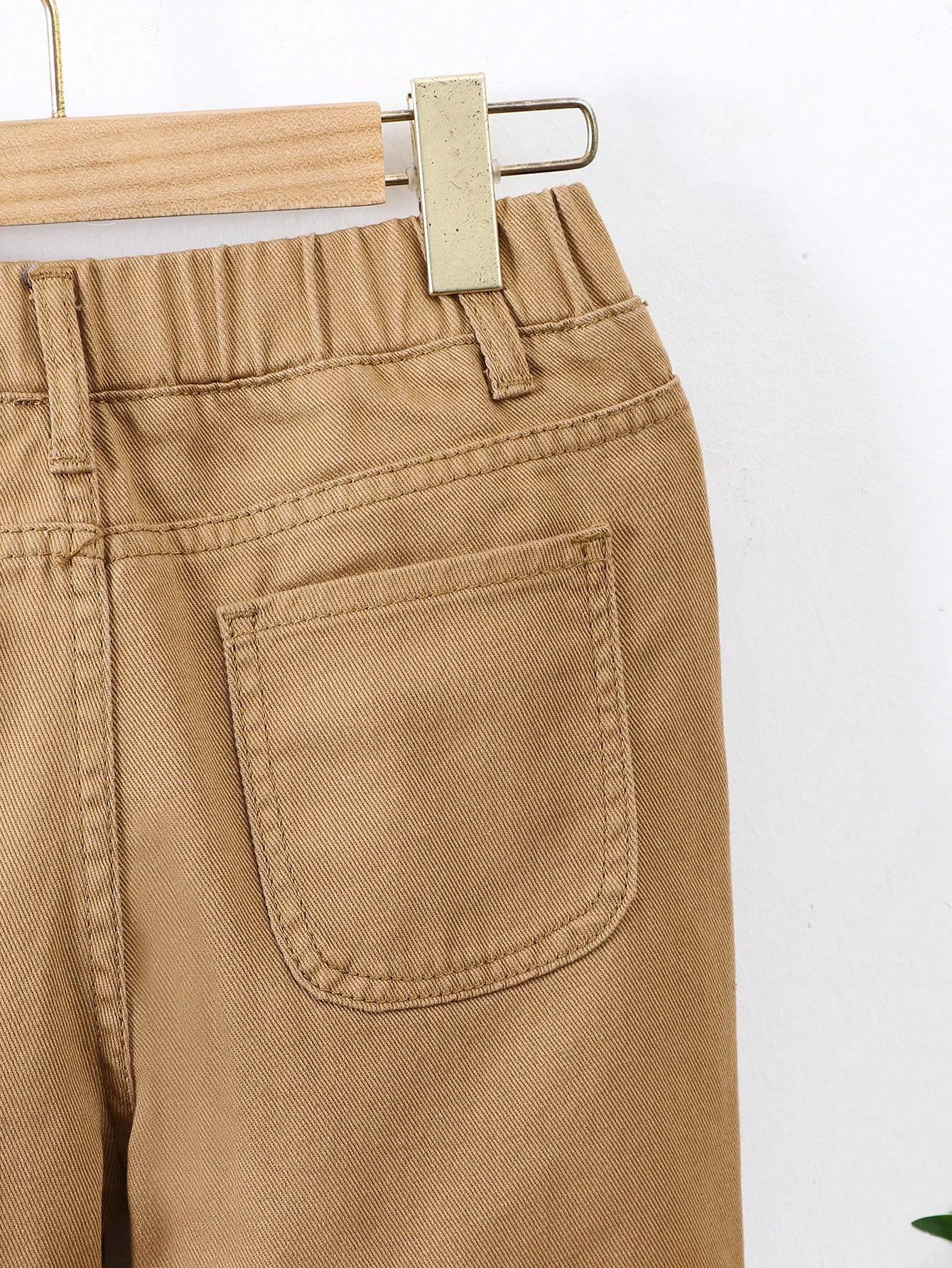 beżowe spodnie jeans
