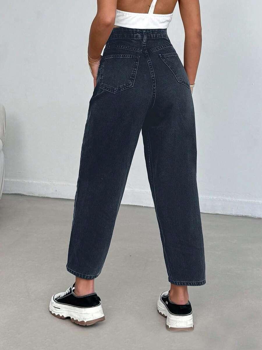czarne spodnie jeans