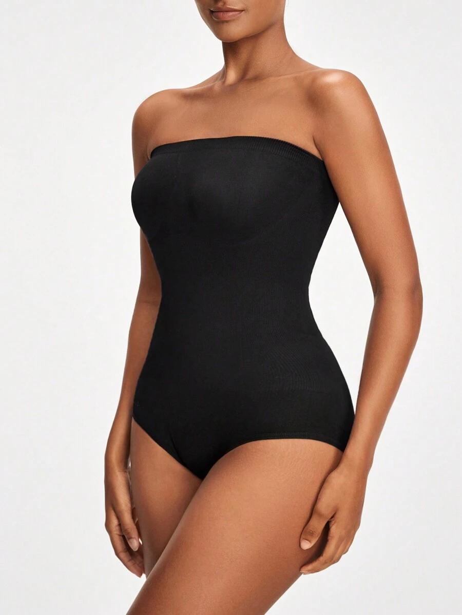 CZARNE BODY MODELUJĄCE