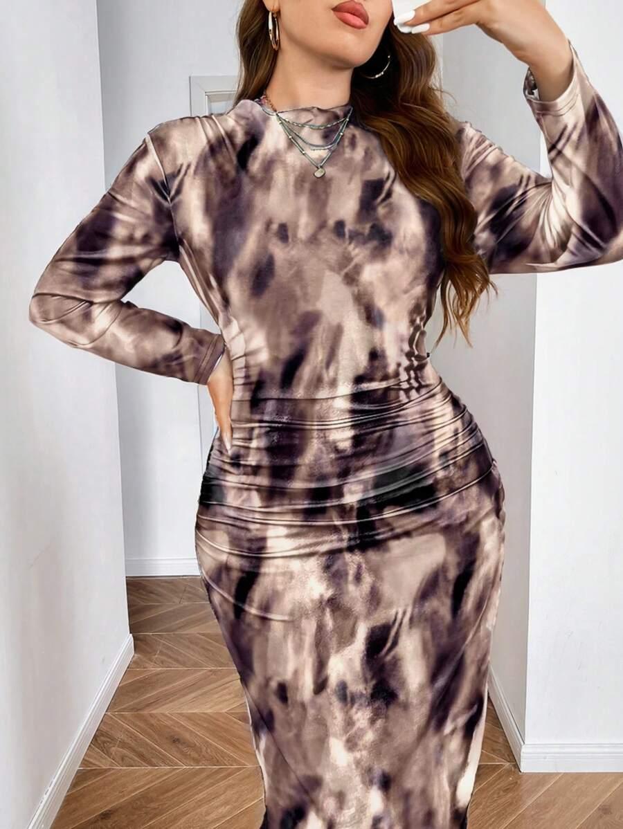 sukienka tie-dye marszczenia