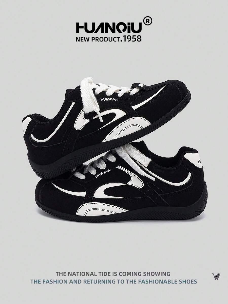 czarne buty sportowe