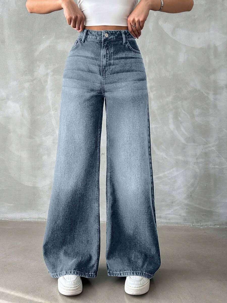 niebieskie spodnie jeans 