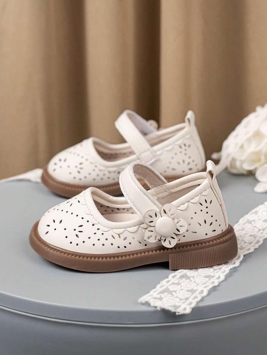 BUTY DZIECIĘCE ZDOBIENIE 