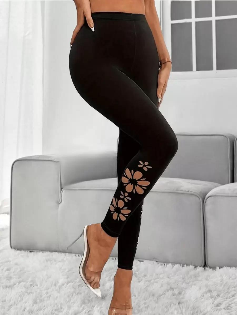 czarne legginsy z nadrukiem