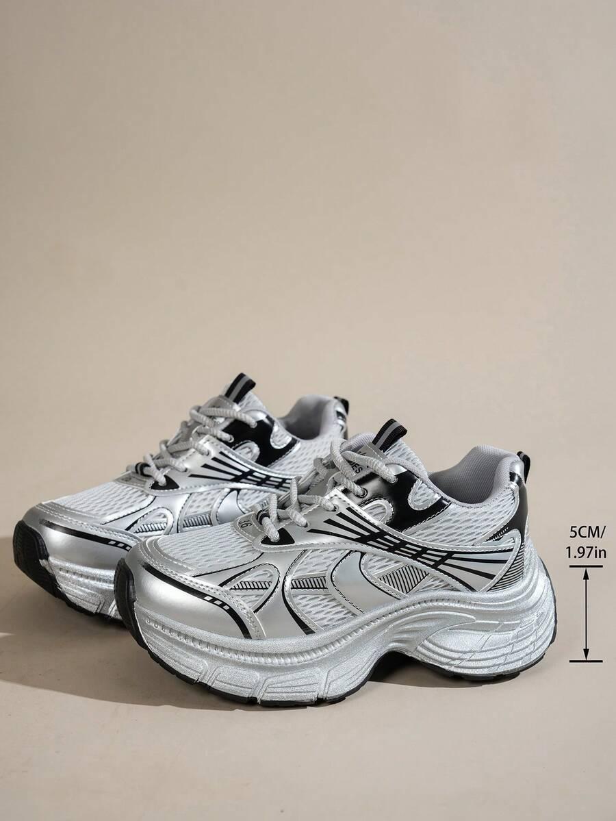 srebrne buty sportowe