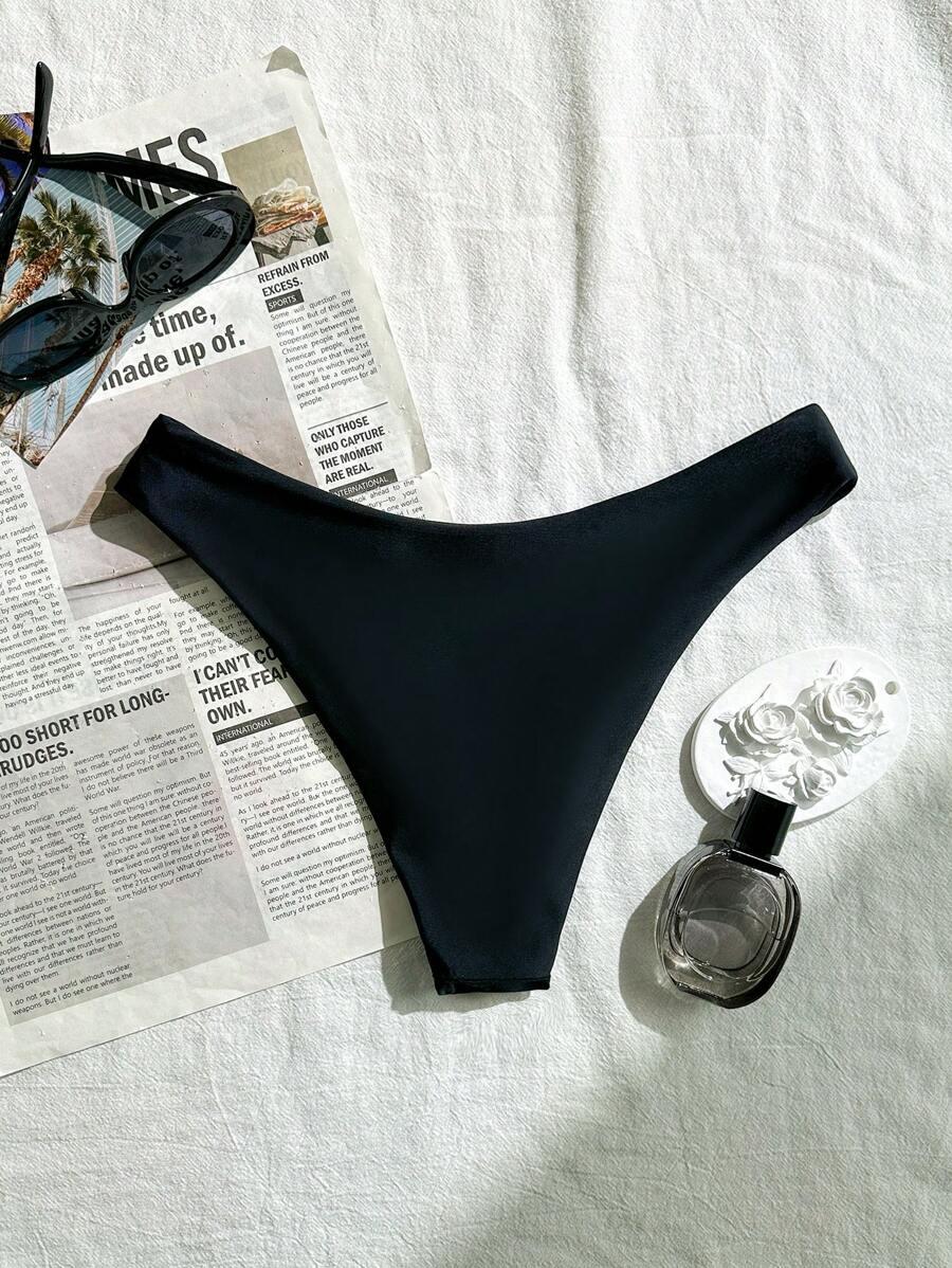 CZARNY DÓŁ OD BIKINI ZDOBIENIE