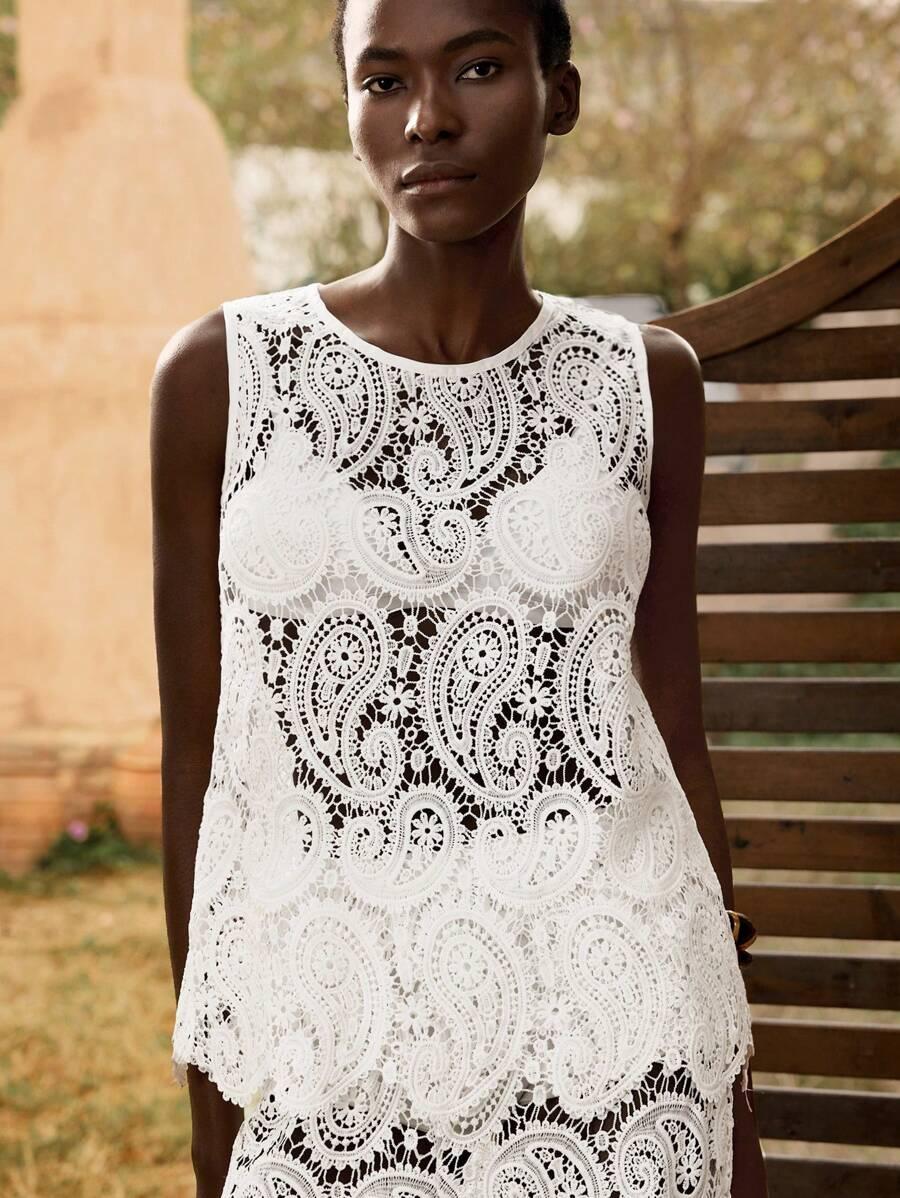 biała koronkowa bluzka 