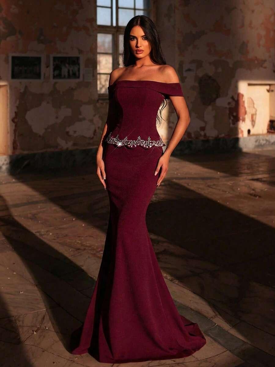 czerwona maxi sukienka