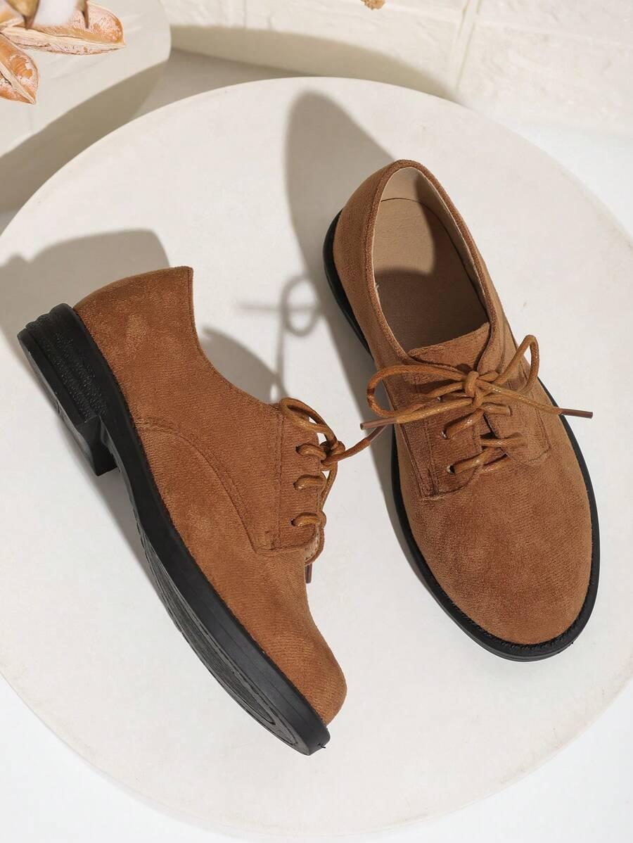 BRĄZOWE BUTY SZNUROWANE