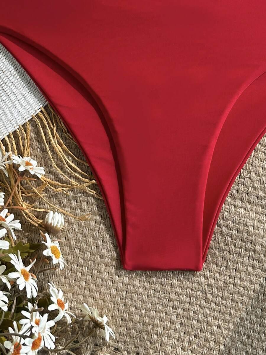 DÓŁ OD BIKINI